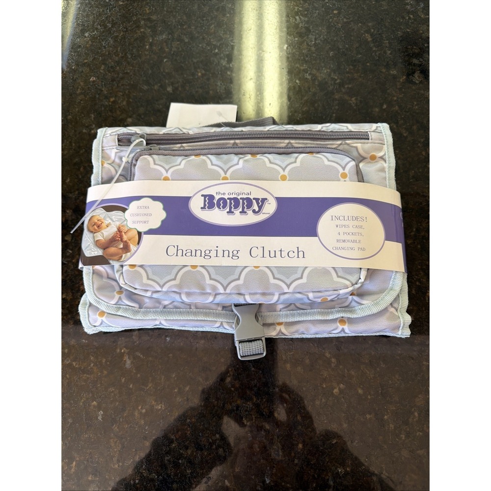 Boppy Changing Clutch NEW Gray Infant Baby Travel Diaper Wipe Case‎ Changing Pad